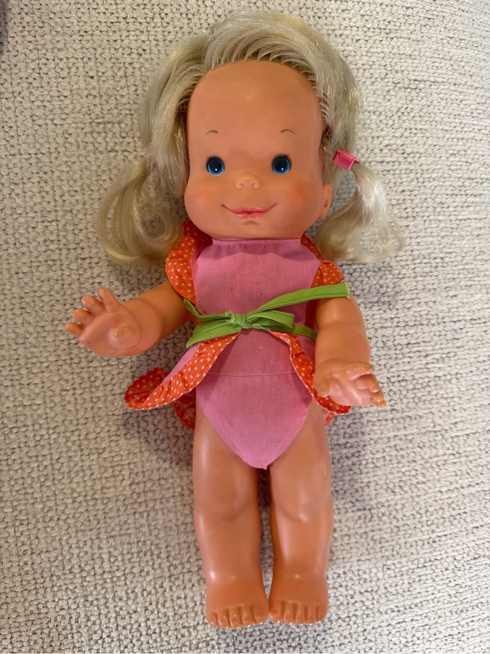 Vintage 1978 Whoopsie doll with Original outfit and working ponytails!